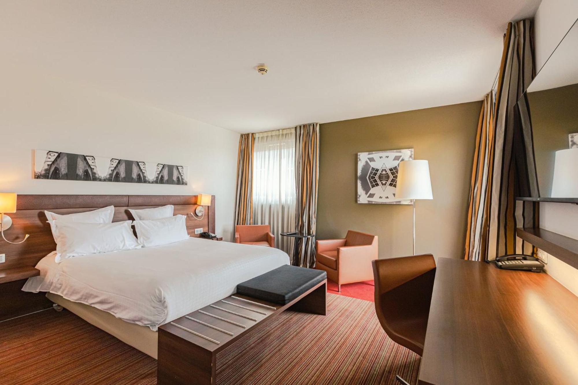 Holiday Inn Mulhouse By Ihg Екстериор снимка