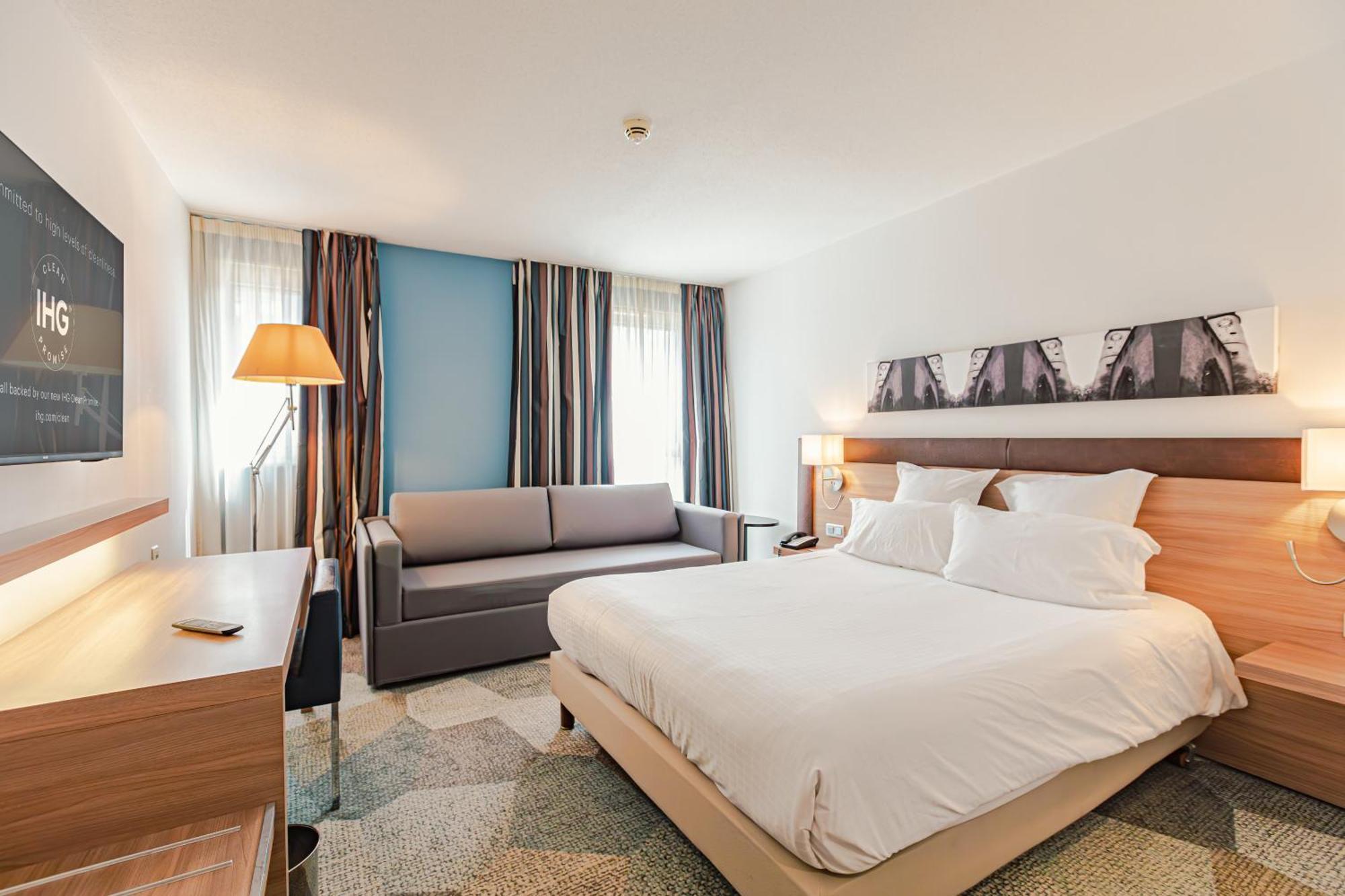 Holiday Inn Mulhouse By Ihg Екстериор снимка