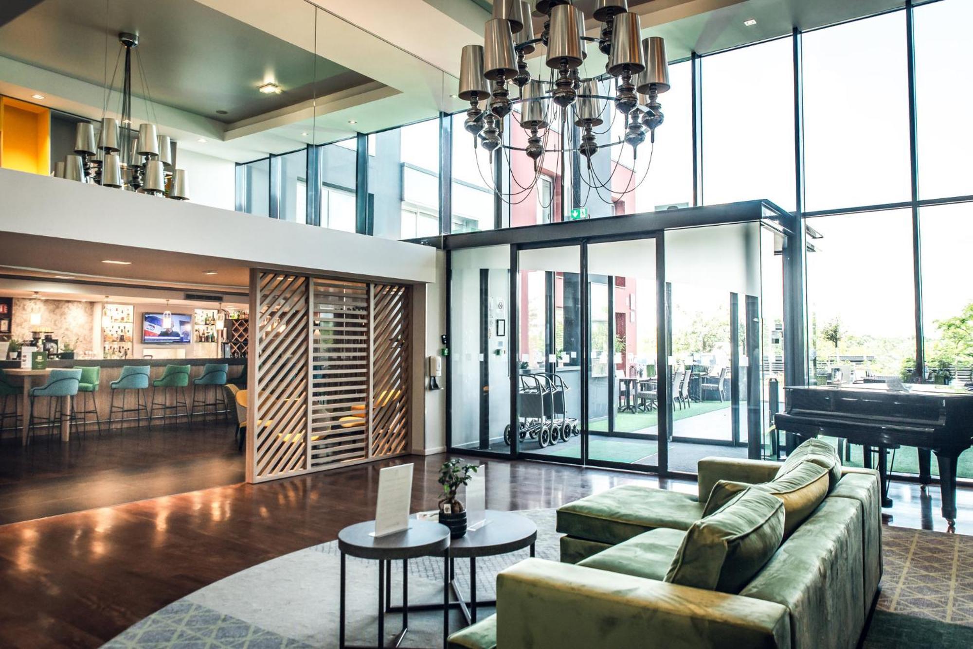 Holiday Inn Mulhouse By Ihg Екстериор снимка